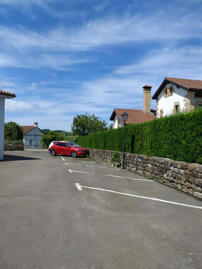 Alto Santiago Alojamiento Con Parking San Vicente De La Barquera Dış mekan fotoğraf